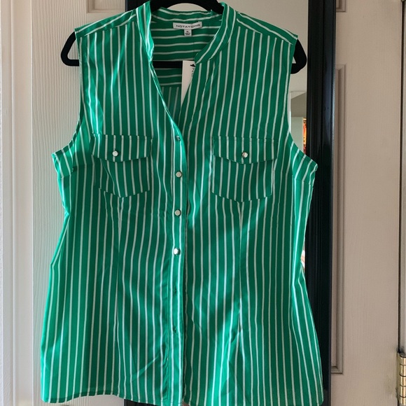 Cropped sleeve women’s blouse - Picture 2 of 3